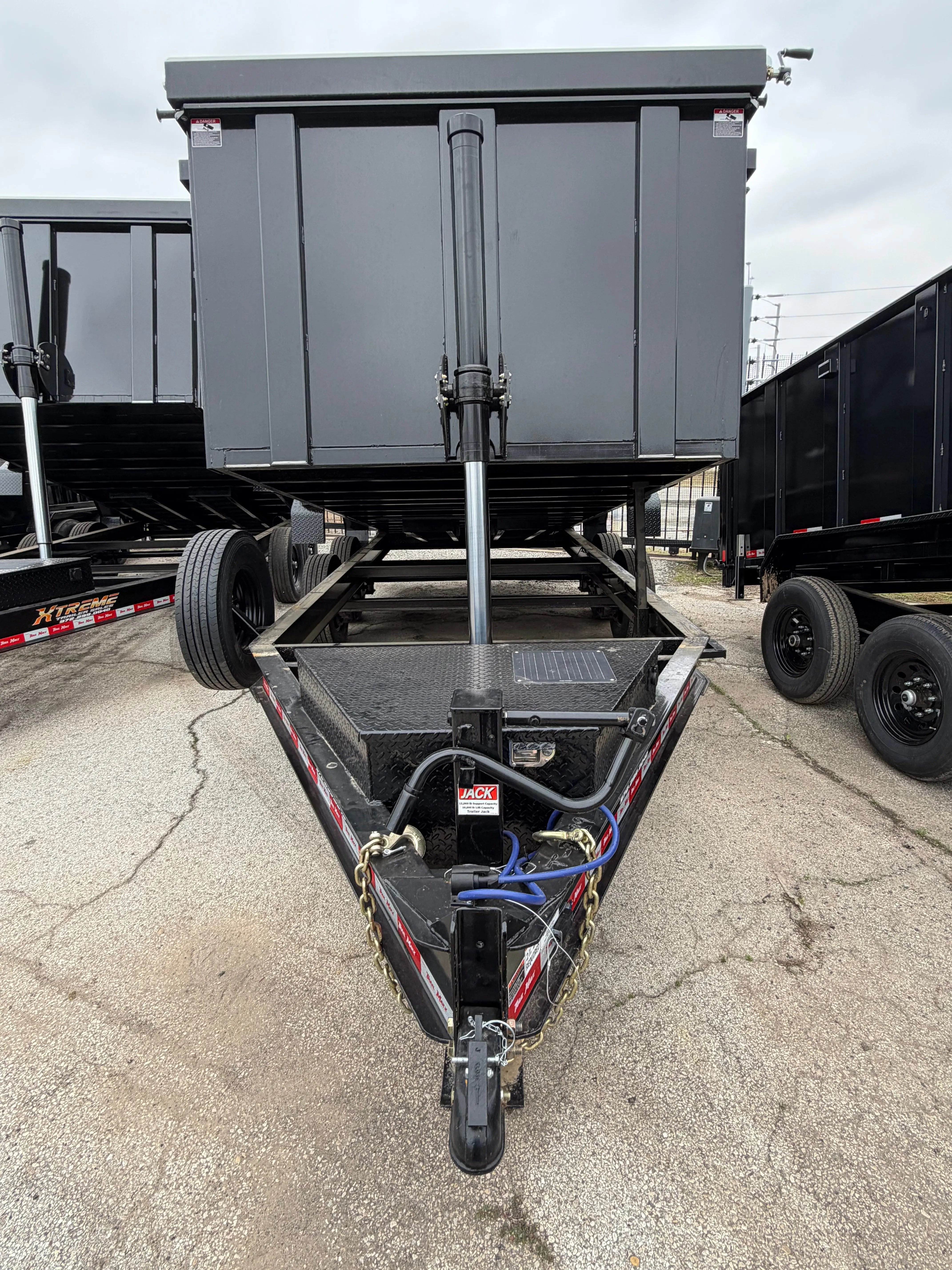 16 LONG, 4 FT WALL DUMP W/SPARE TIRE My Store