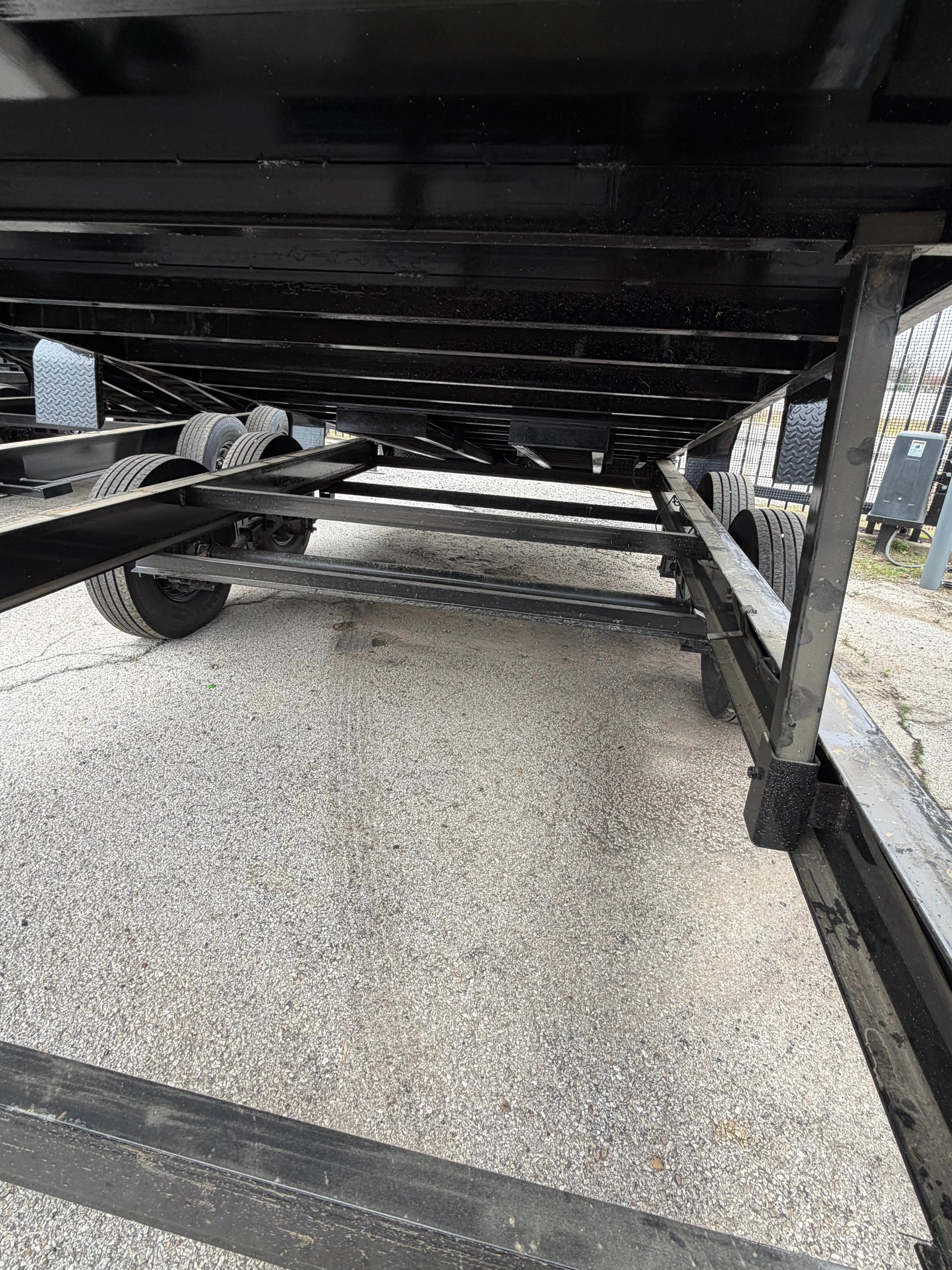 16 LONG, 4 FT WALL DUMP W/SPARE TIRE My Store