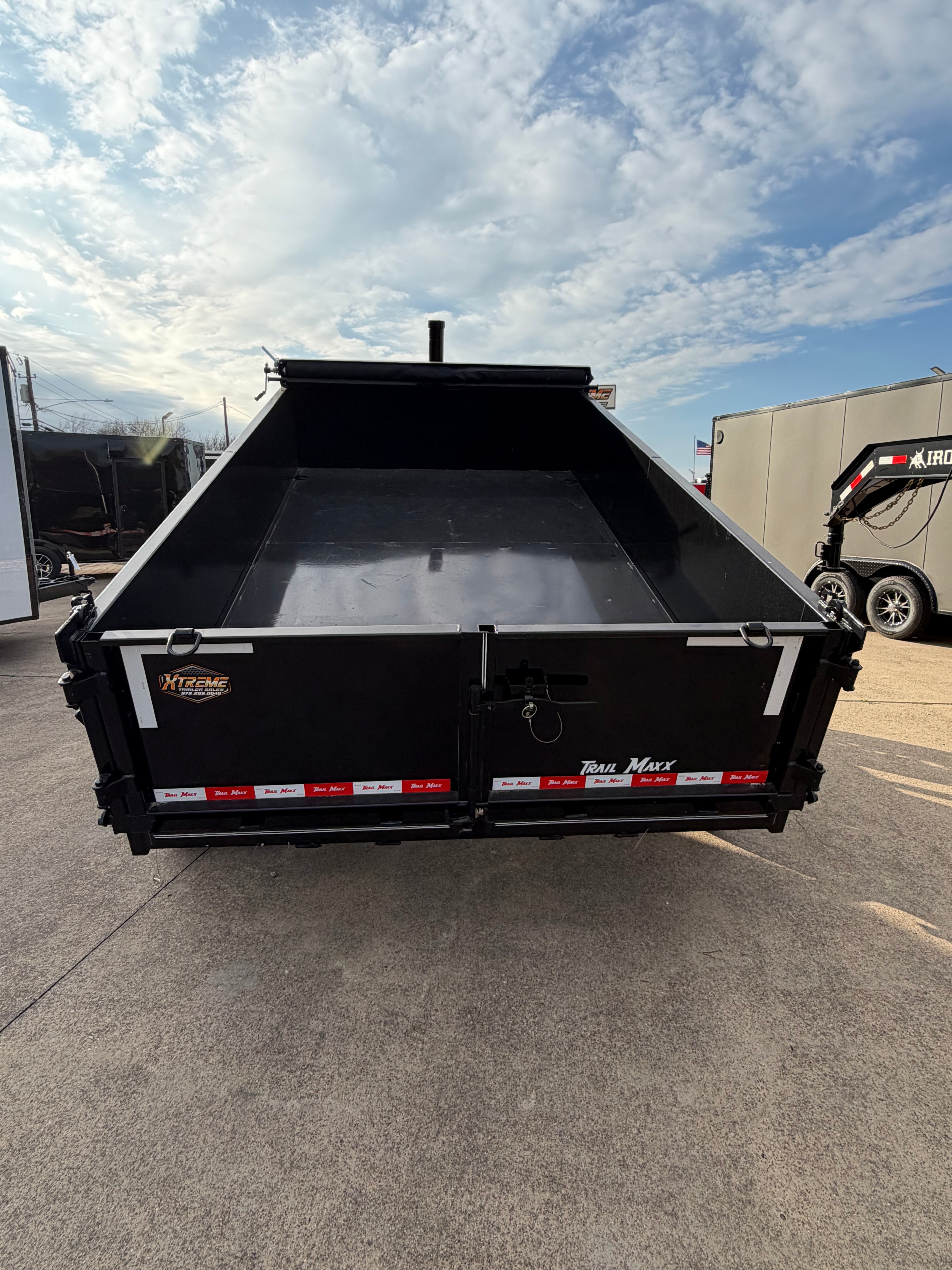 83X12 2 FT WALL BLACK TELESCOPIC TRAILER