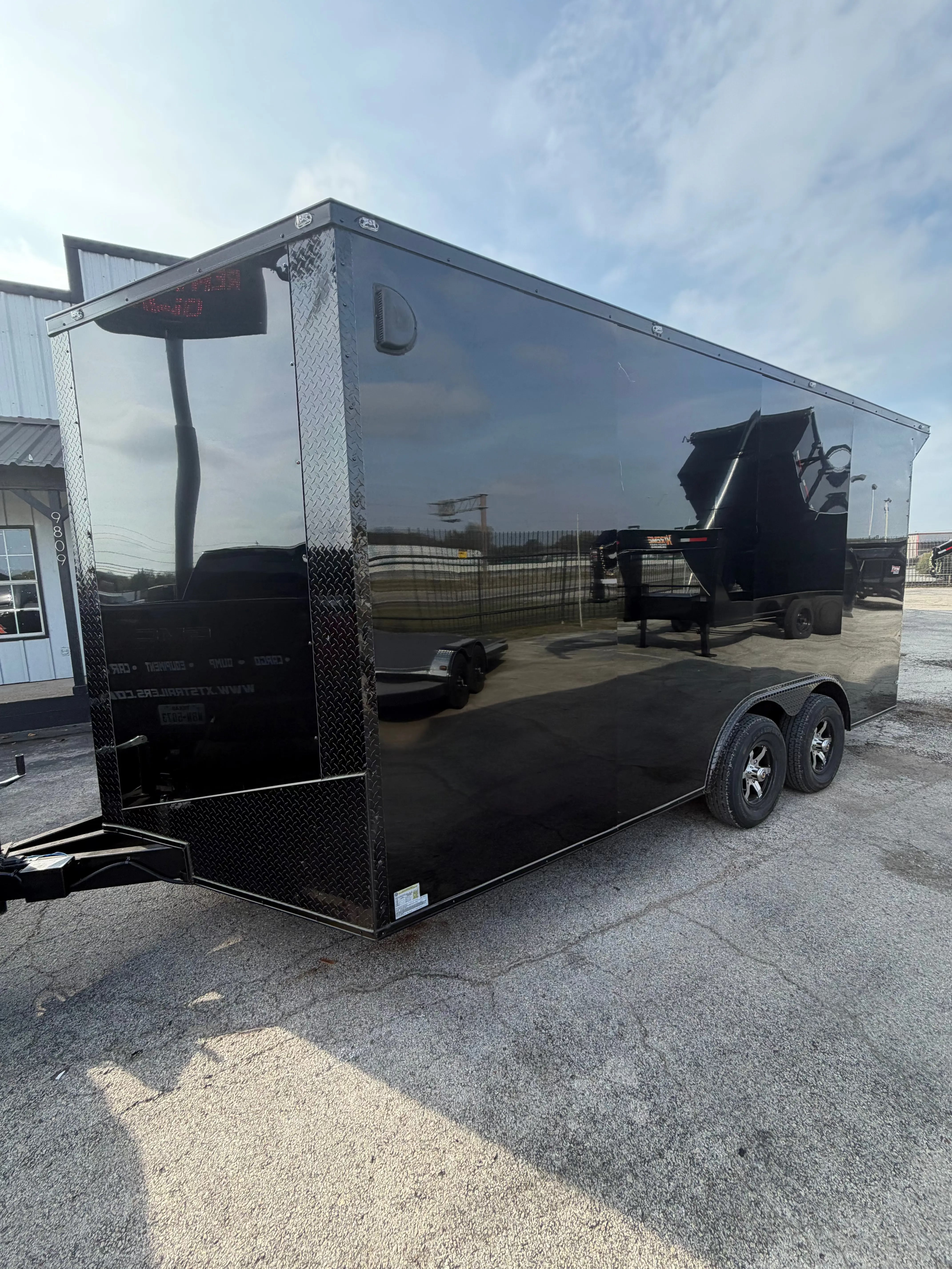 8.5X16 BLACKOUT ENCLOSED CARGO W/WING My Store